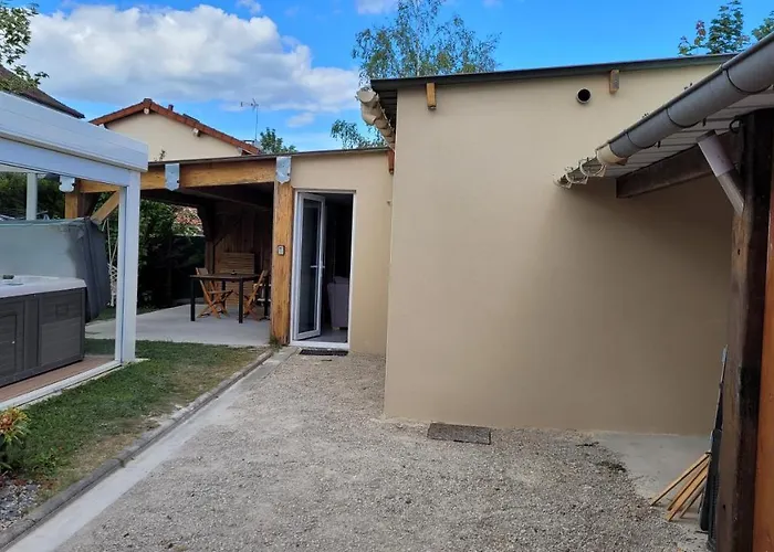 Cabanon Mairyon Apartment *